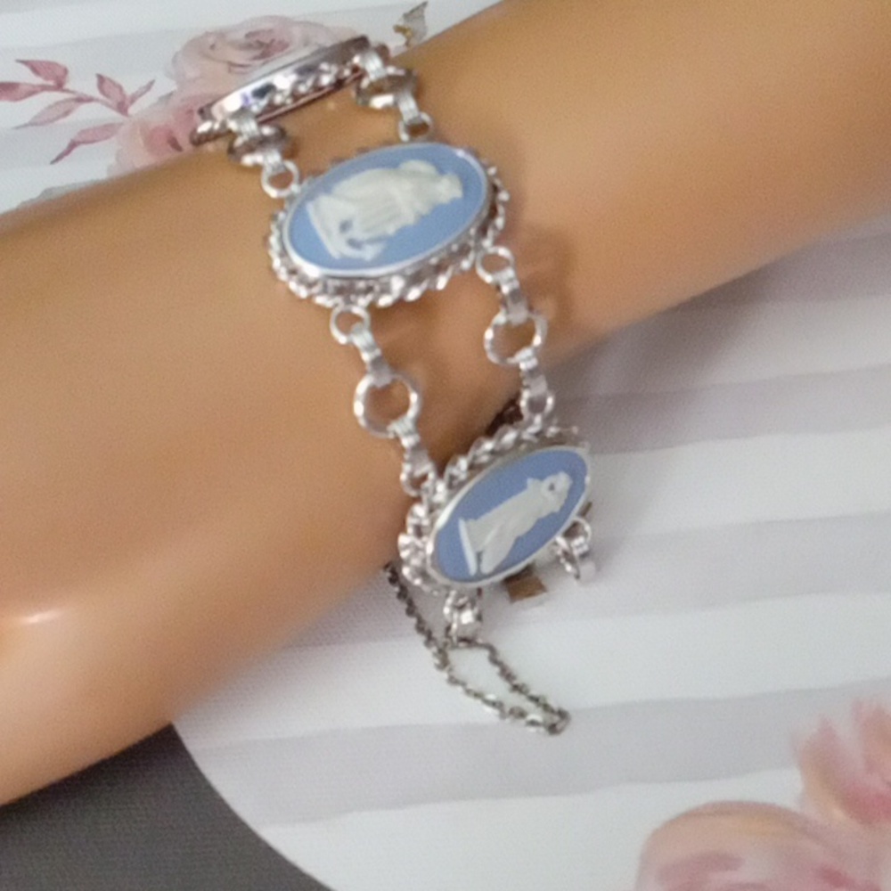 Wedgewood England Silver and Blue Cameo Bracelet